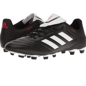 Adidas Men's 7 1/2/ Womens 8 soccer cleats.